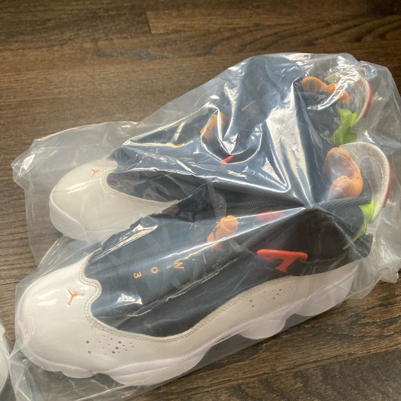 2 pairs of Jordan 6 Rings. Multi Colored. Good to Excellent condition on both. - Picture 5 of 10